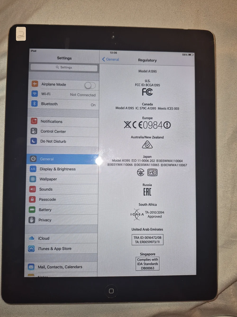 IPad 2nd Gen 16gb With Charger.
